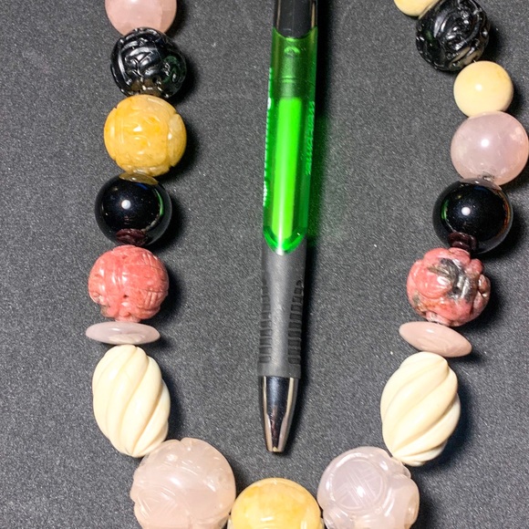 Antique hand carved Chinese luck Necklace - Picture 3 of 7